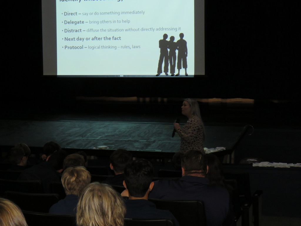 Jana's Campaign shared characteristics of health and unhealthy relationships.